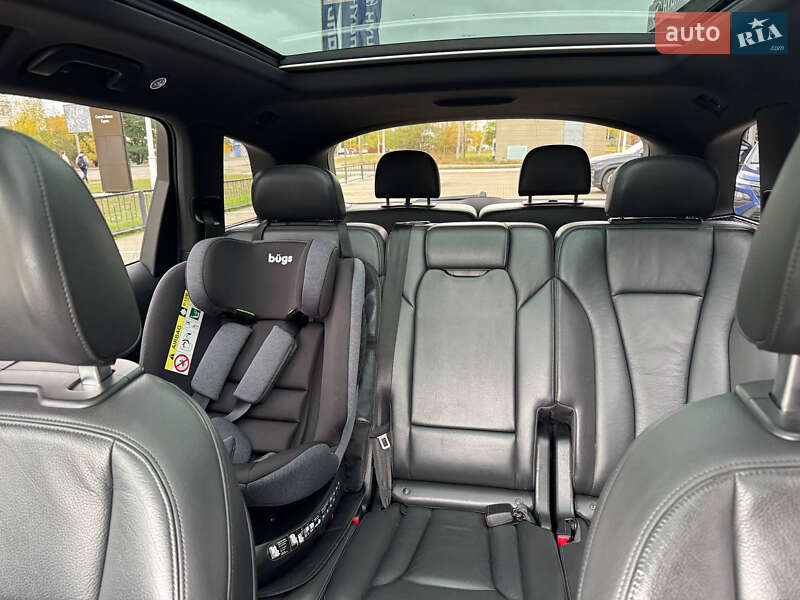 Позашляховик / Кросовер Audi Q7 2016 в Сумах
