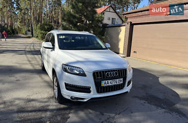 Внедорожник / Кроссовер Audi Q7 2013 в 
