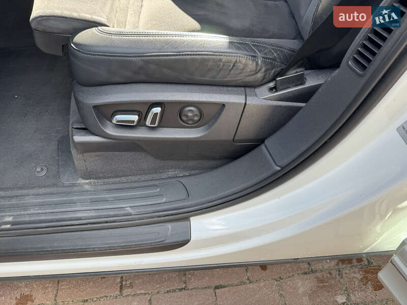 Позашляховик / Кросовер Audi Q7 2013 в Києві фото 19 Позашляховик / Кросовер Audi Q7 2013 в Києві