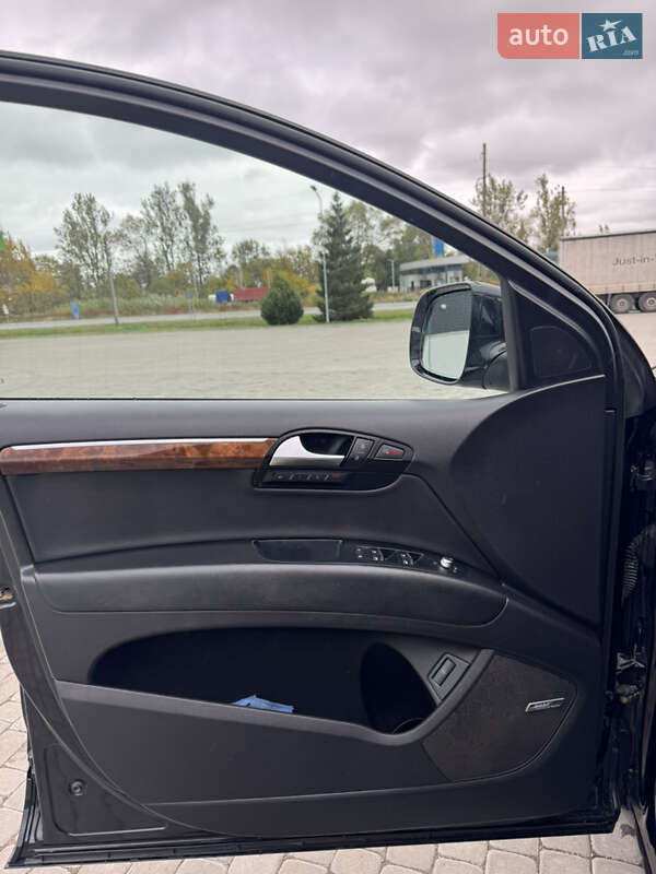 Внедорожник / Кроссовер Audi Q7 2015 в Тернополе фото 12 Внедорожник / Кроссовер Audi Q7 2015 в Тернополе