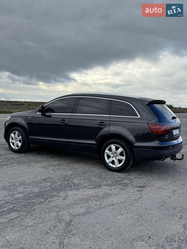 Внедорожник / Кроссовер Audi Q7 2006 в Виннице фото 12 Внедорожник / Кроссовер Audi Q7 2006 в Виннице
