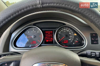 Позашляховик / Кросовер Audi Q7 2006 в 