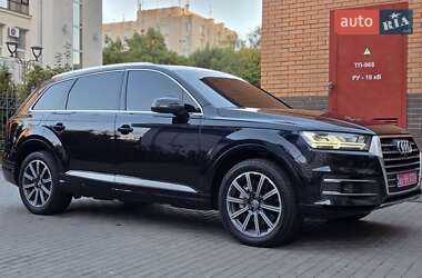 Позашляховик / Кросовер Audi Q7 2016 в 