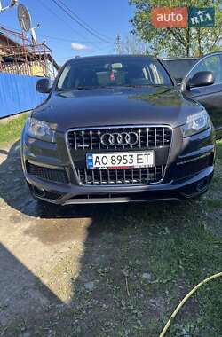 Позашляховик / Кросовер Audi Q7 2009 в 