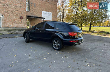 Позашляховик / Кросовер Audi Q7 2015 в 