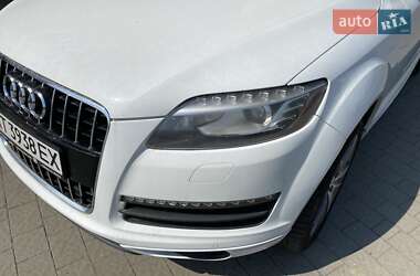 Внедорожник / Кроссовер Audi Q7 2013 в 