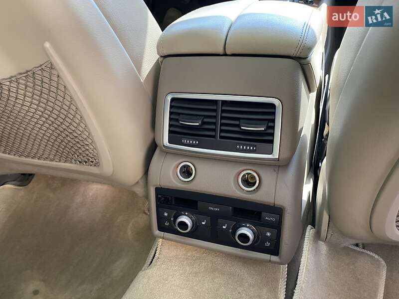 Позашляховик / Кросовер Audi Q7 2013 в Ужгороді