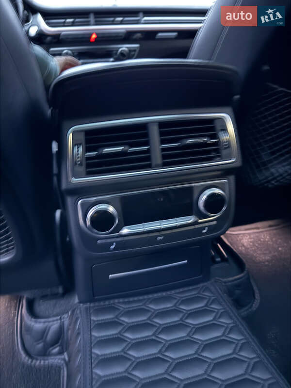 Позашляховик / Кросовер Audi Q7 2015 в Львові фото 30 Позашляховик / Кросовер Audi Q7 2015 в Львові