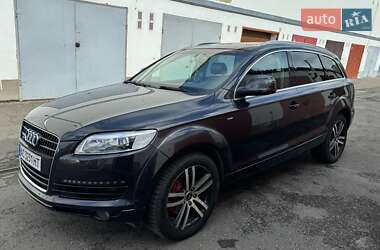 Позашляховик / Кросовер Audi Q7 2006 в Луцьку