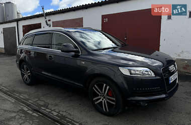 Позашляховик / Кросовер Audi Q7 2006 в 