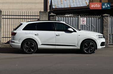 Позашляховик / Кросовер Audi Q7 2019 в Мукачевому
