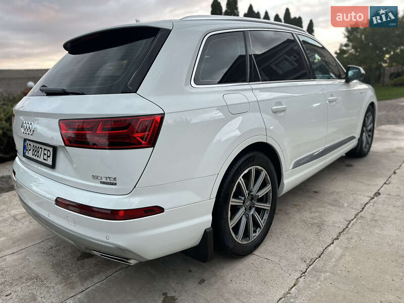 Позашляховик / Кросовер Audi Q7 2018 в Києві