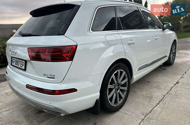 Внедорожник / Кроссовер Audi Q7 2018 в 
