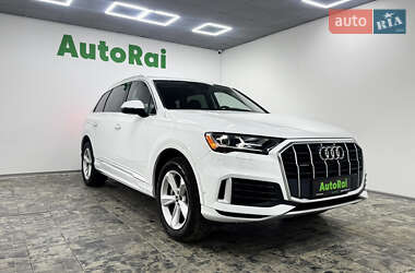 Внедорожник / Кроссовер Audi Q7 2022 в 