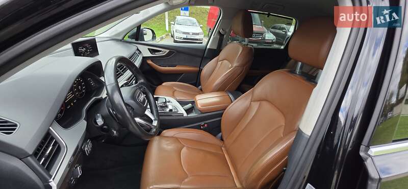 Внедорожник / Кроссовер Audi Q7 2016 в Тернополе