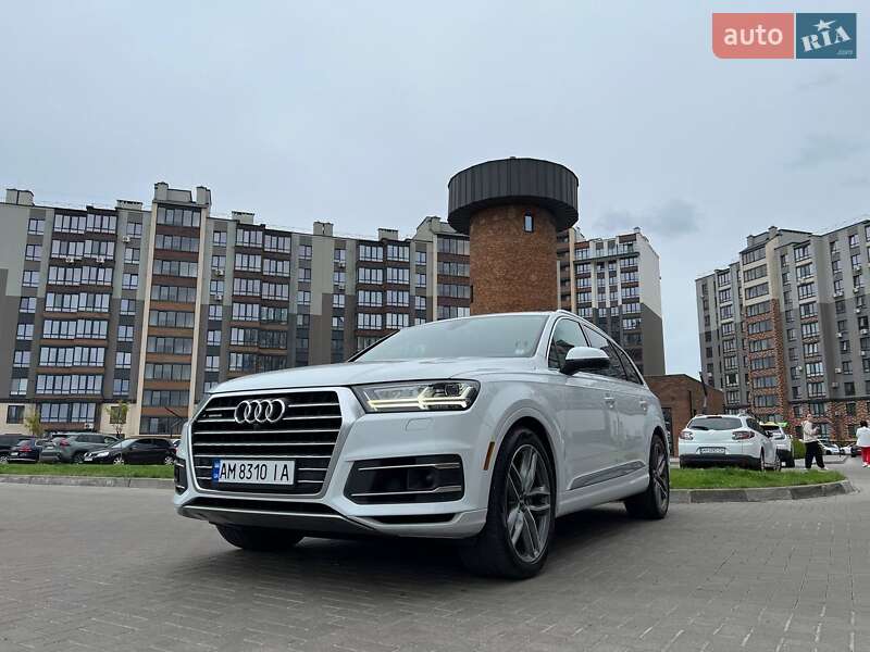 Внедорожник / Кроссовер Audi Q7 2017 в Киеве фото 4 Внедорожник / Кроссовер Audi Q7 2017 в Киеве