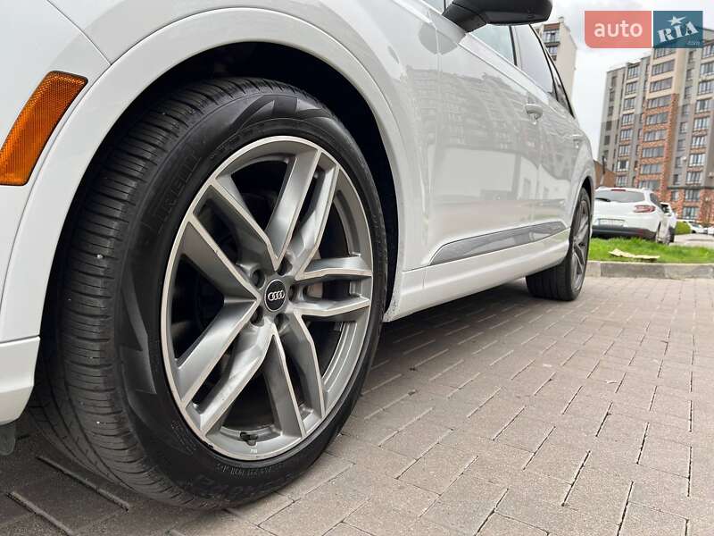 Внедорожник / Кроссовер Audi Q7 2017 в Киеве фото 30 Внедорожник / Кроссовер Audi Q7 2017 в Киеве