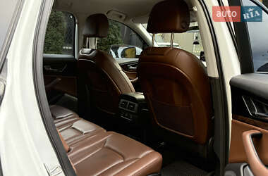 Внедорожник / Кроссовер Audi Q7 2015 в 