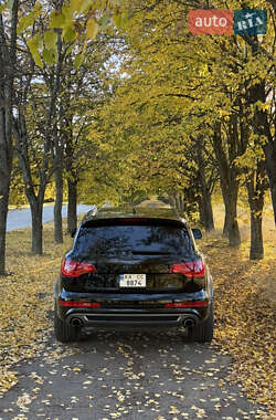 Внедорожник / Кроссовер Audi Q7 2013 в 