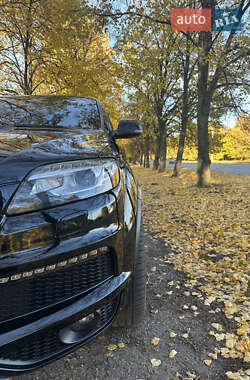 Внедорожник / Кроссовер Audi Q7 2013 в 