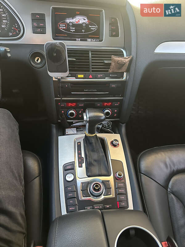 Позашляховик / Кросовер Audi Q7 2013 в Сумах