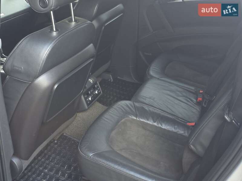 Внедорожник / Кроссовер Audi Q7 2006 в Тернополе