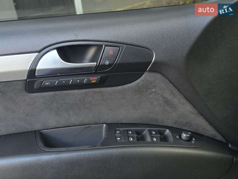 Внедорожник / Кроссовер Audi Q7 2006 в Тернополе