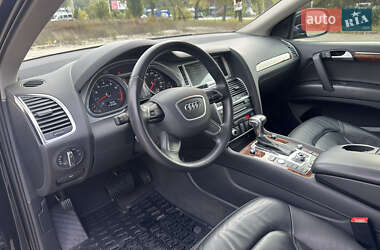 Внедорожник / Кроссовер Audi Q7 2015 в 