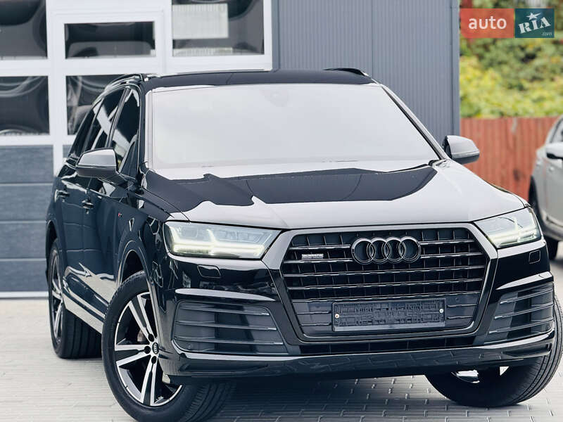 Позашляховик / Кросовер Audi Q7 2016 в Мукачевому