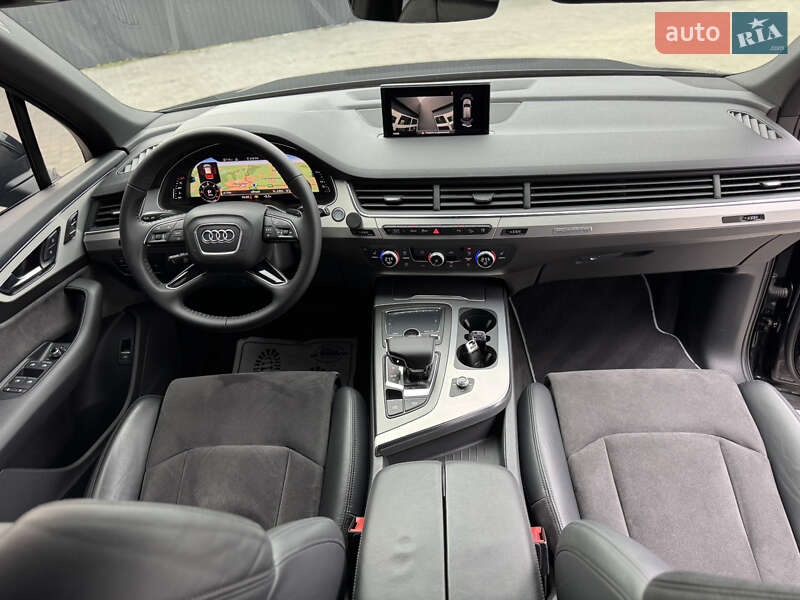 Позашляховик / Кросовер Audi Q7 2016 в Мукачевому