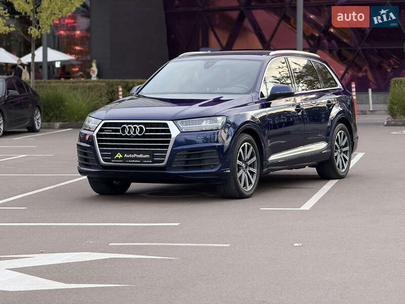 Позашляховик / Кросовер Audi Q7 2018 в Києві