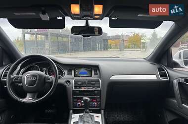 Внедорожник / Кроссовер Audi Q7 2011 в 