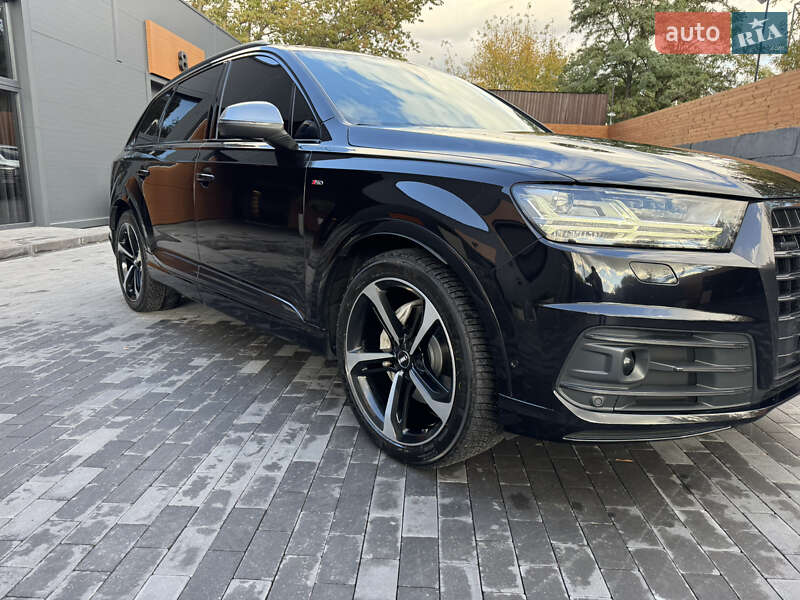 Внедорожник / Кроссовер Audi Q7 2017 в Киеве фото 10 Внедорожник / Кроссовер Audi Q7 2017 в Киеве