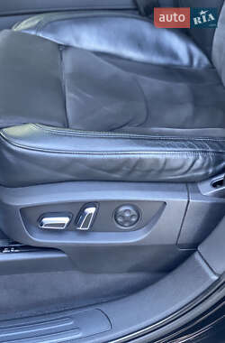 Внедорожник / Кроссовер Audi Q7 2013 в 