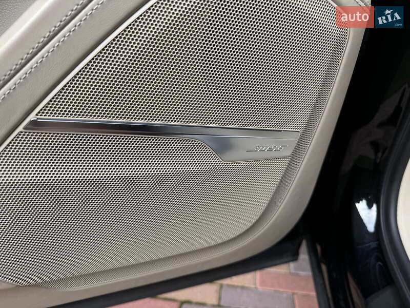 Позашляховик / Кросовер Audi Q7 2017 в Києві