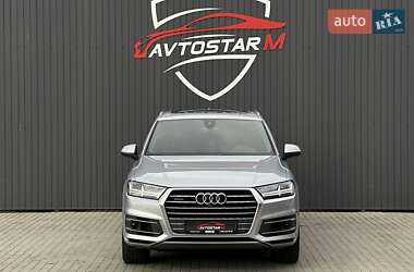 Позашляховик / Кросовер Audi Q7 2016 в 