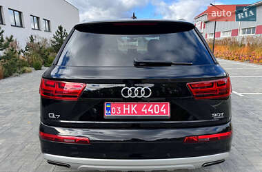 Позашляховик / Кросовер Audi Q7 2018 в  фото 7 Позашляховик / Кросовер Audi Q7 2018 в