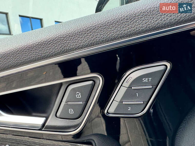 Внедорожник / Кроссовер Audi Q7 2018 в Киеве