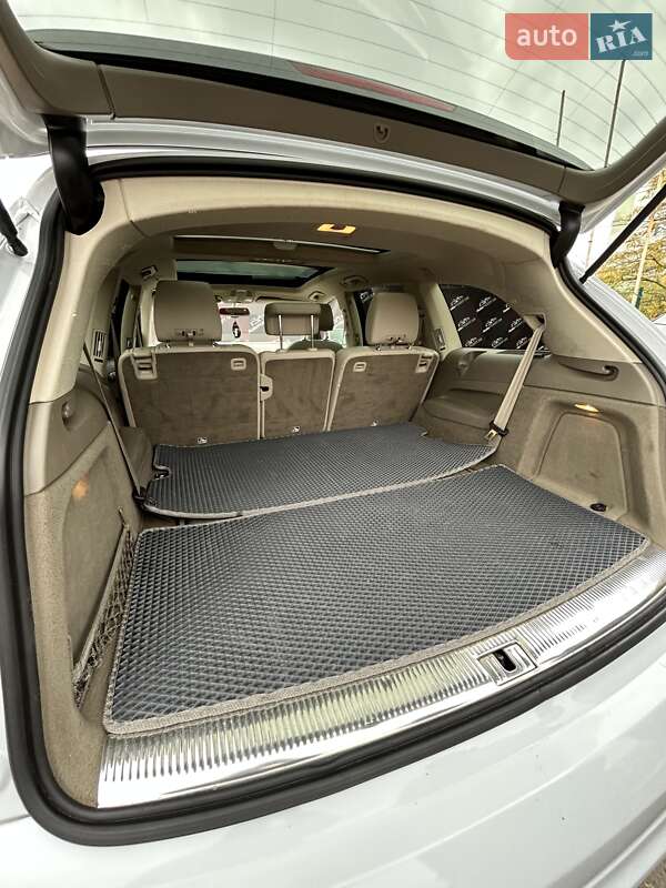 Внедорожник / Кроссовер Audi Q7 2012 в Сумах