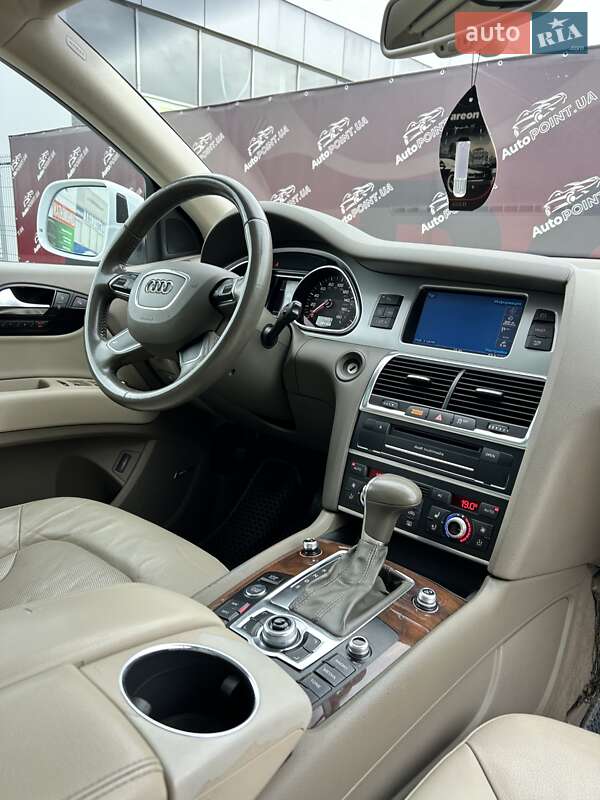 Внедорожник / Кроссовер Audi Q7 2012 в Сумах