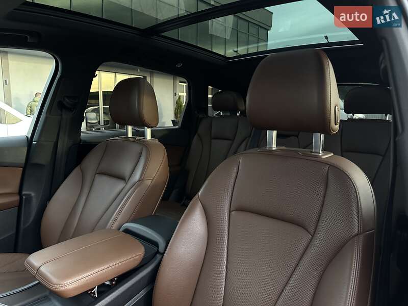Позашляховик / Кросовер Audi Q7 2017 в Мукачевому