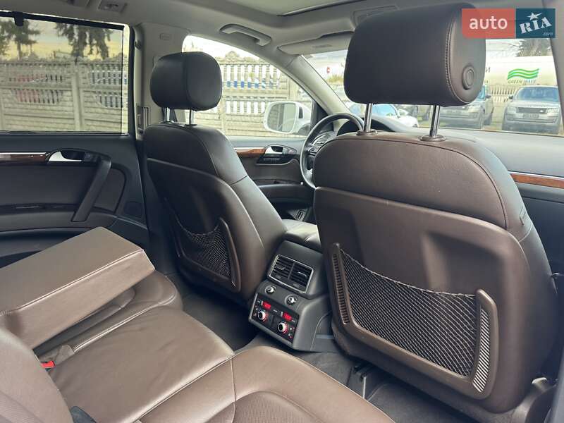 Внедорожник / Кроссовер Audi Q7 2013 в Тернополе