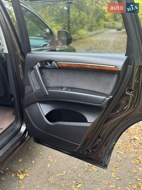 Позашляховик / Кросовер Audi Q7 2011 в Миколаєві фото 25 Позашляховик / Кросовер Audi Q7 2011 в Миколаєві