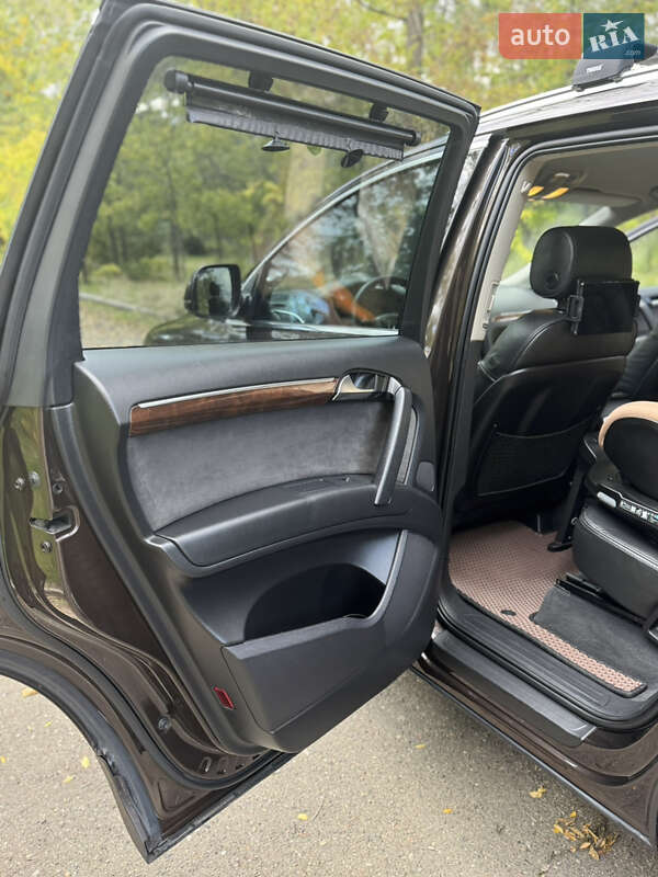 Позашляховик / Кросовер Audi Q7 2011 в Миколаєві фото 35 Позашляховик / Кросовер Audi Q7 2011 в Миколаєві