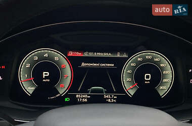 Позашляховик / Кросовер Audi Q7 2020 в 