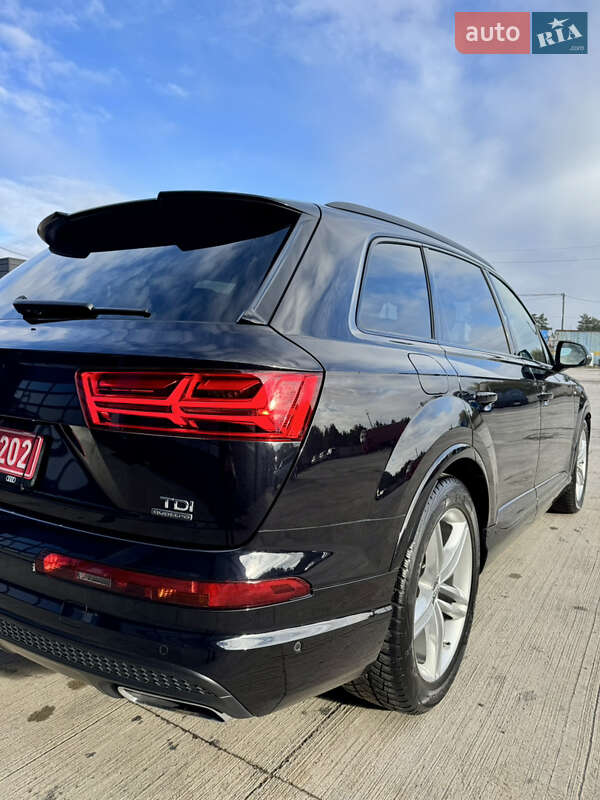 Внедорожник / Кроссовер Audi Q7 2018 в Вараше фото 17 Внедорожник / Кроссовер Audi Q7 2018 в Вараше