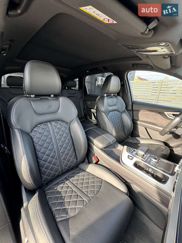 Внедорожник / Кроссовер Audi Q7 2018 в Вараше фото 45 Внедорожник / Кроссовер Audi Q7 2018 в Вараше