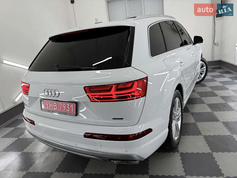 Внедорожник / Кроссовер Audi Q7 2018 в Трускавце