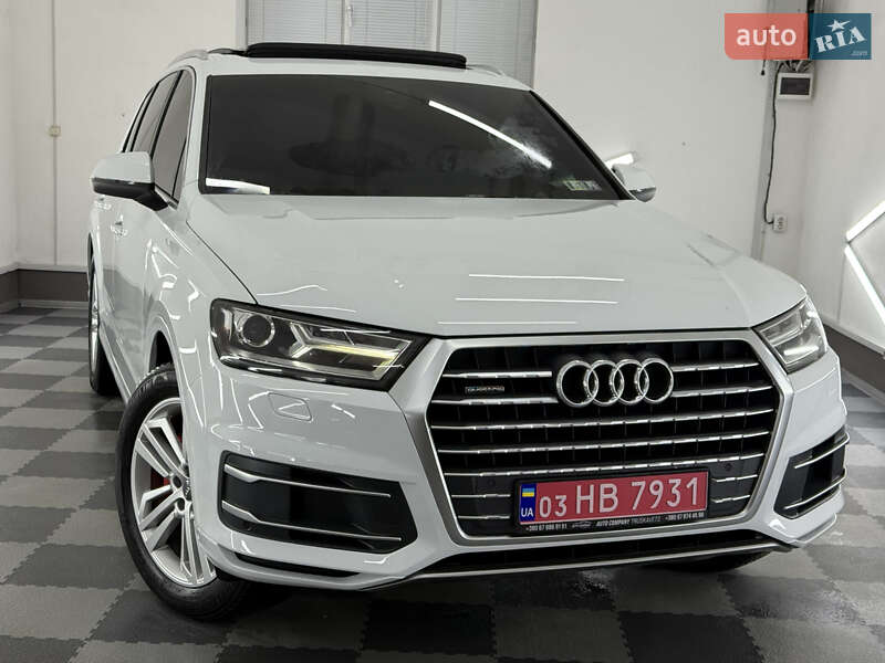 Внедорожник / Кроссовер Audi Q7 2018 в Трускавце