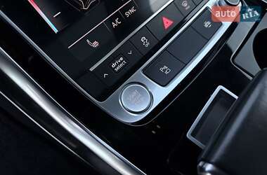 Позашляховик / Кросовер Audi Q7 2020 в  фото 50 Позашляховик / Кросовер Audi Q7 2020 в